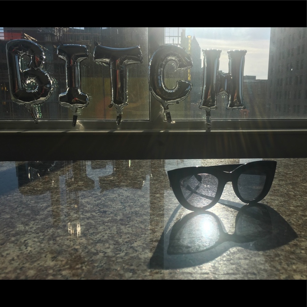 Sunglasses (Cat eye)